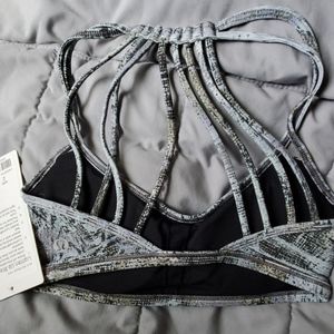 Lululemon bra NWT